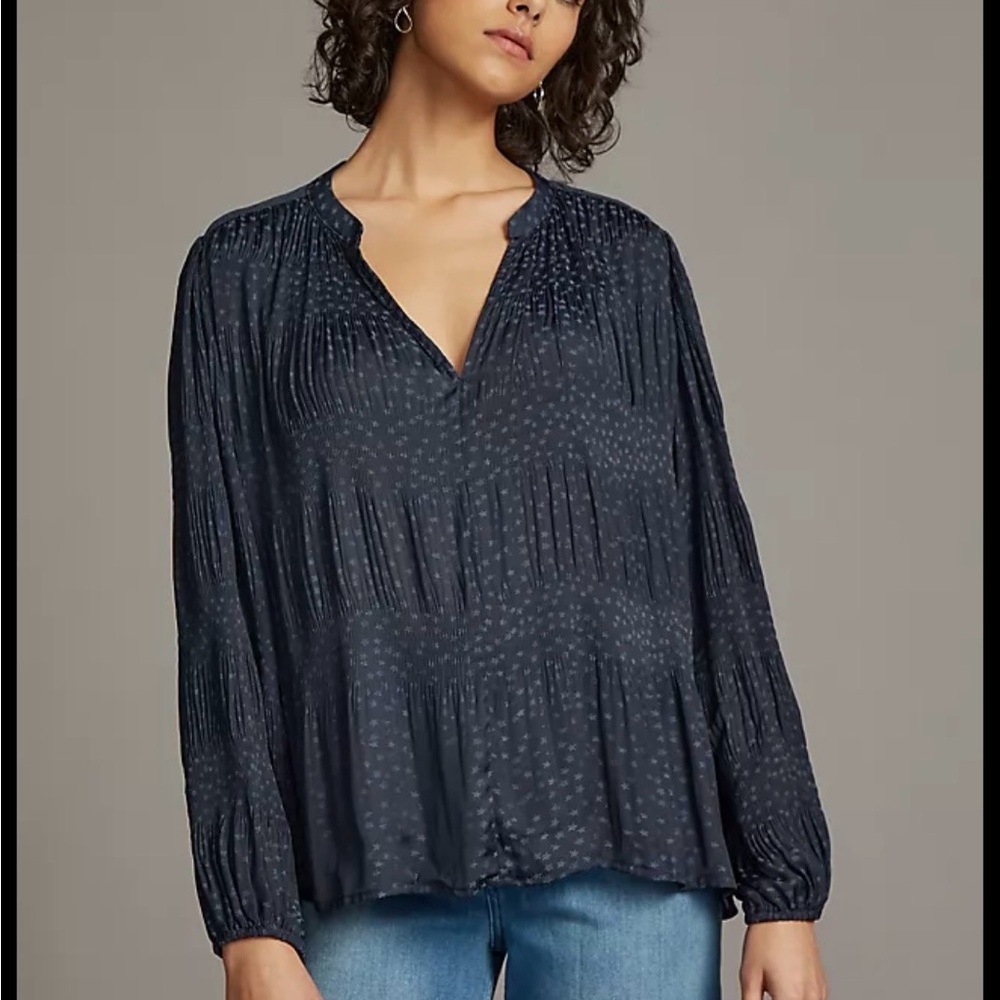 Like New Currant Air by Anthropologie Navy Blouse w/ Stars Medium